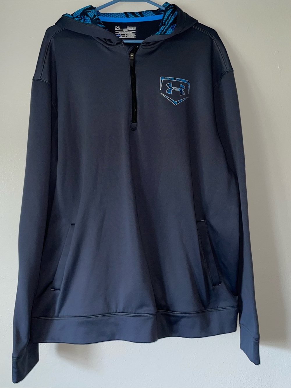 Men’s UA Hoodie